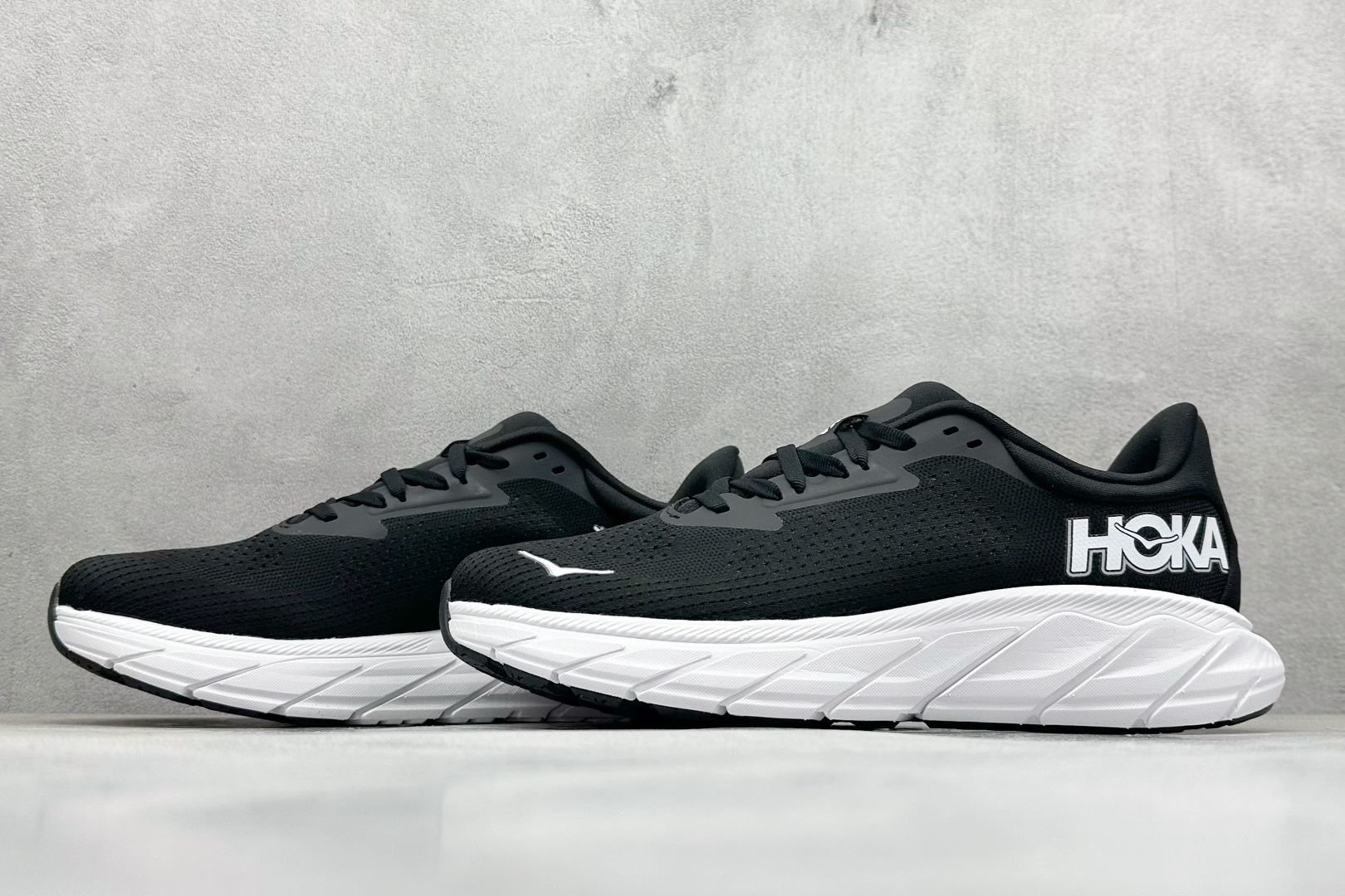 BF版HOKA ONE ONE M ARAHI 7 低帮专业越野跑步鞋  1147890/BWHT