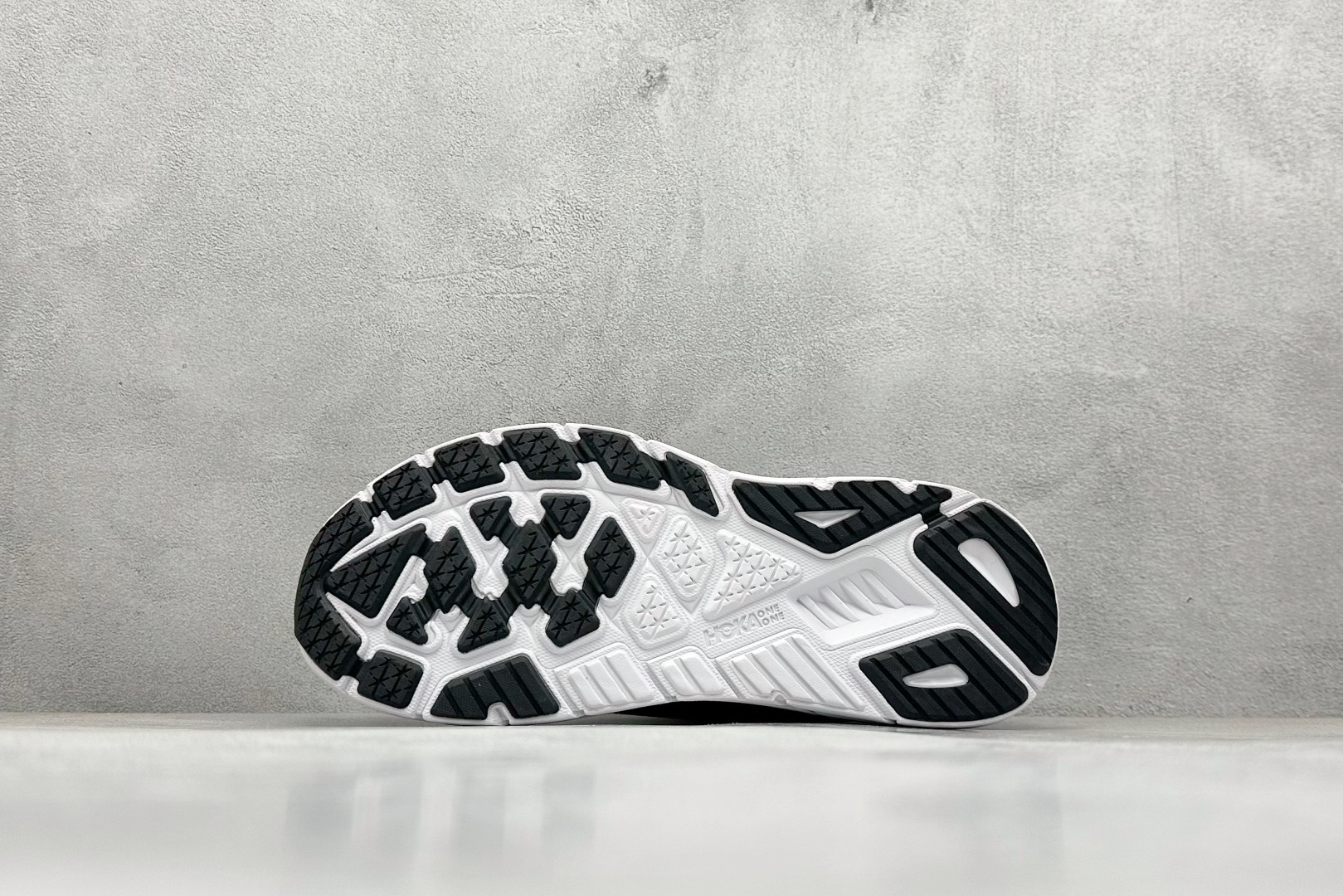 BF版HOKA ONE ONE M ARAHI 7 低帮专业越野跑步鞋  1147890/BWHT