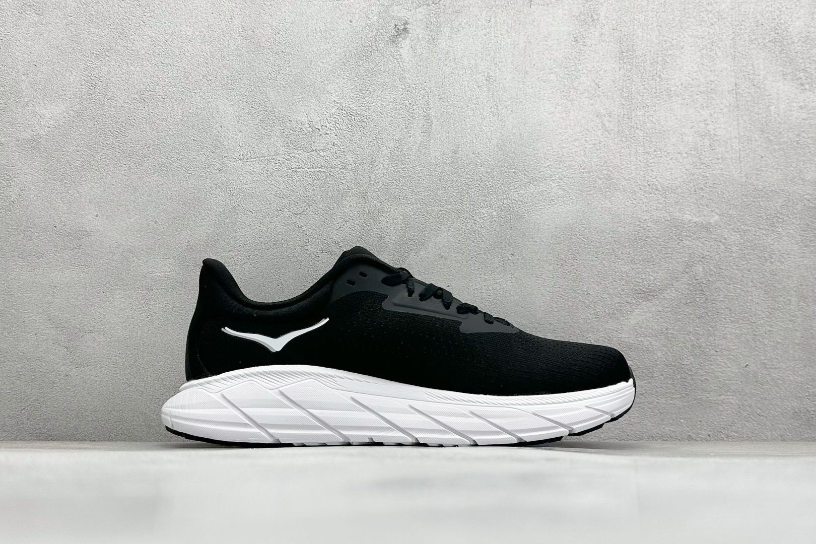BF版HOKA ONE ONE M ARAHI 7 低帮专业越野跑步鞋  1147890/BWHT