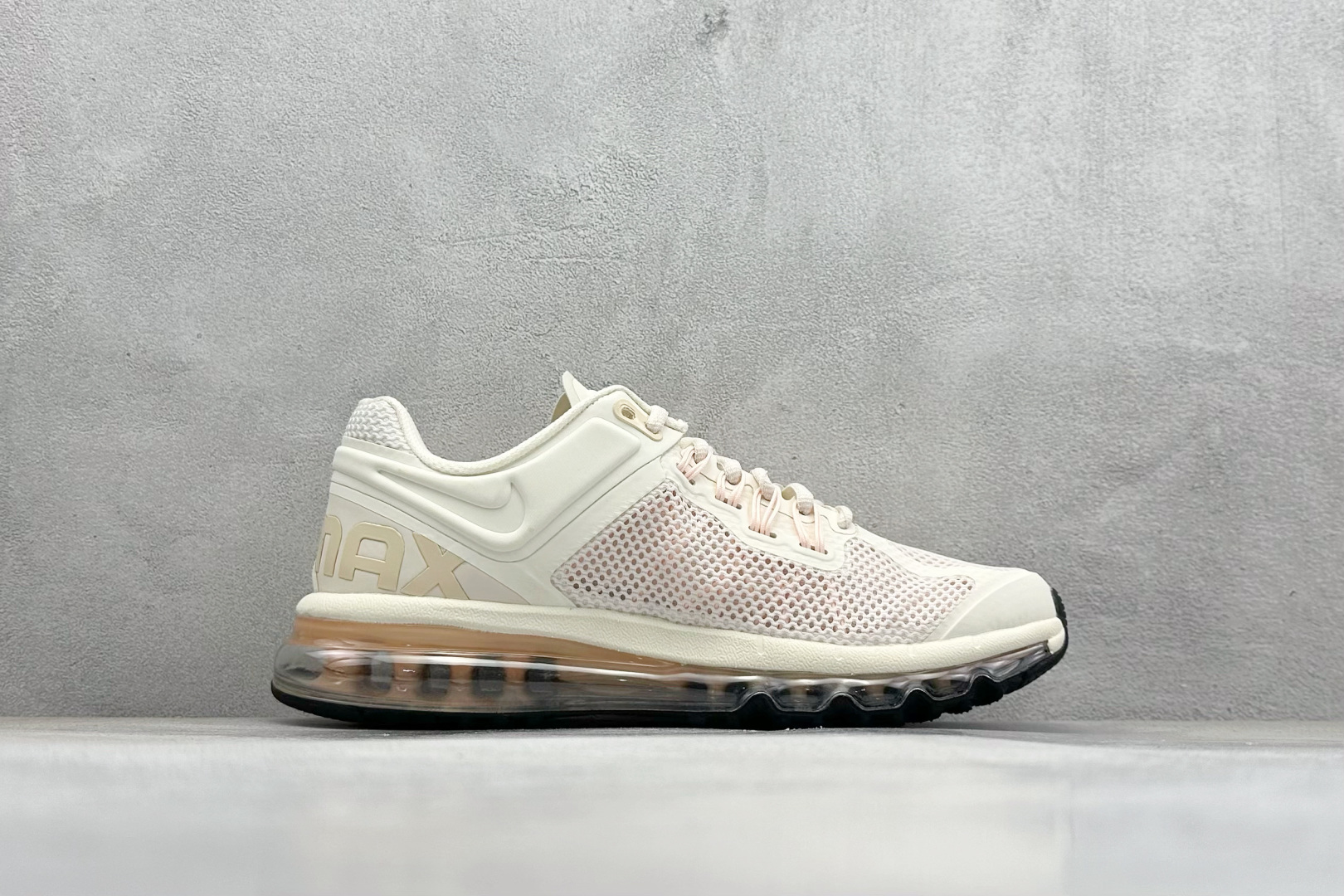 Nike Air Max 2013 舒适时尚耐磨透气 低帮跑步鞋 HF3660-100
