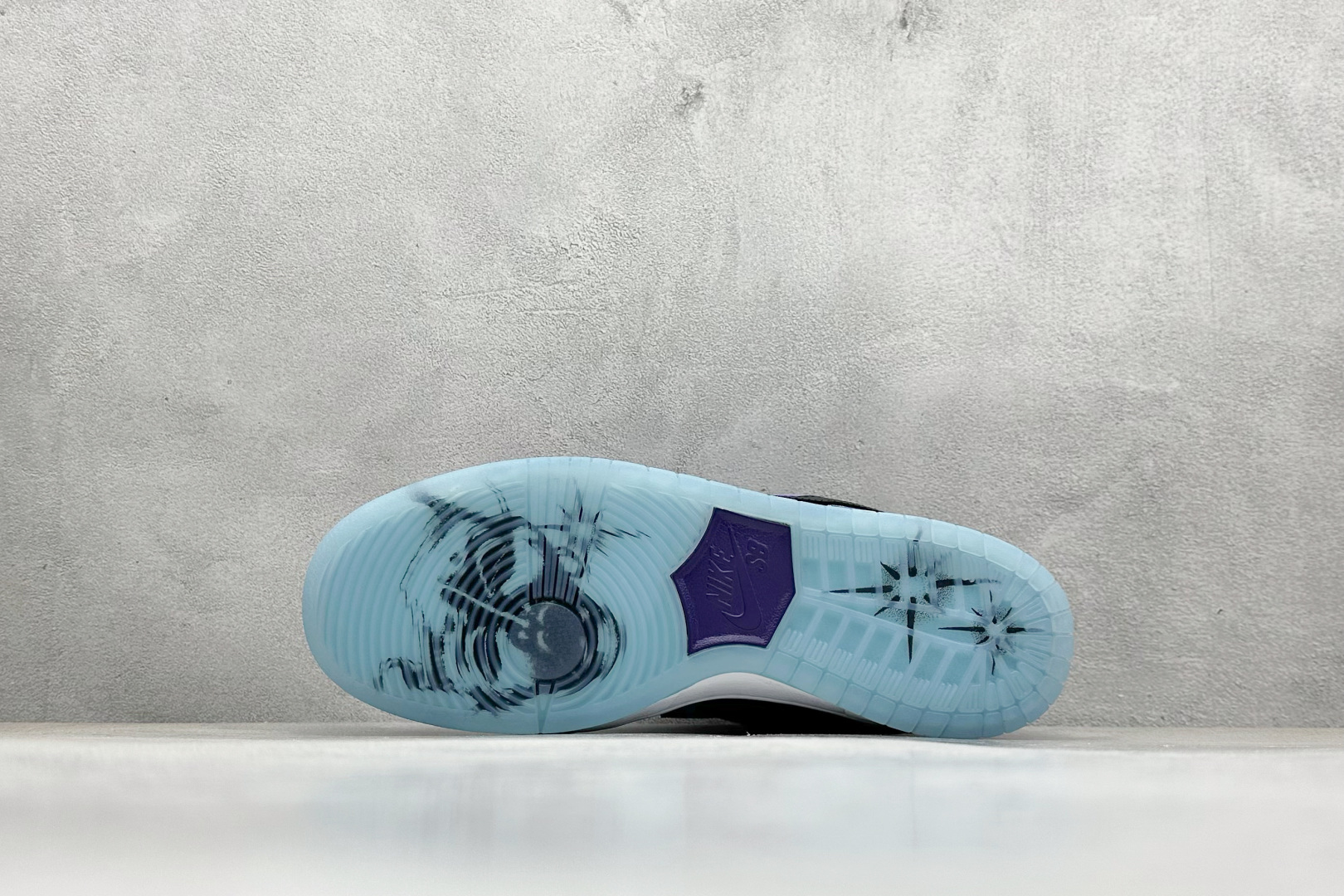 S2Hayley Wilson x Nike SB Dunk Low ”Court Purple” 联名款 低帮休闲板鞋  HJ0513-500