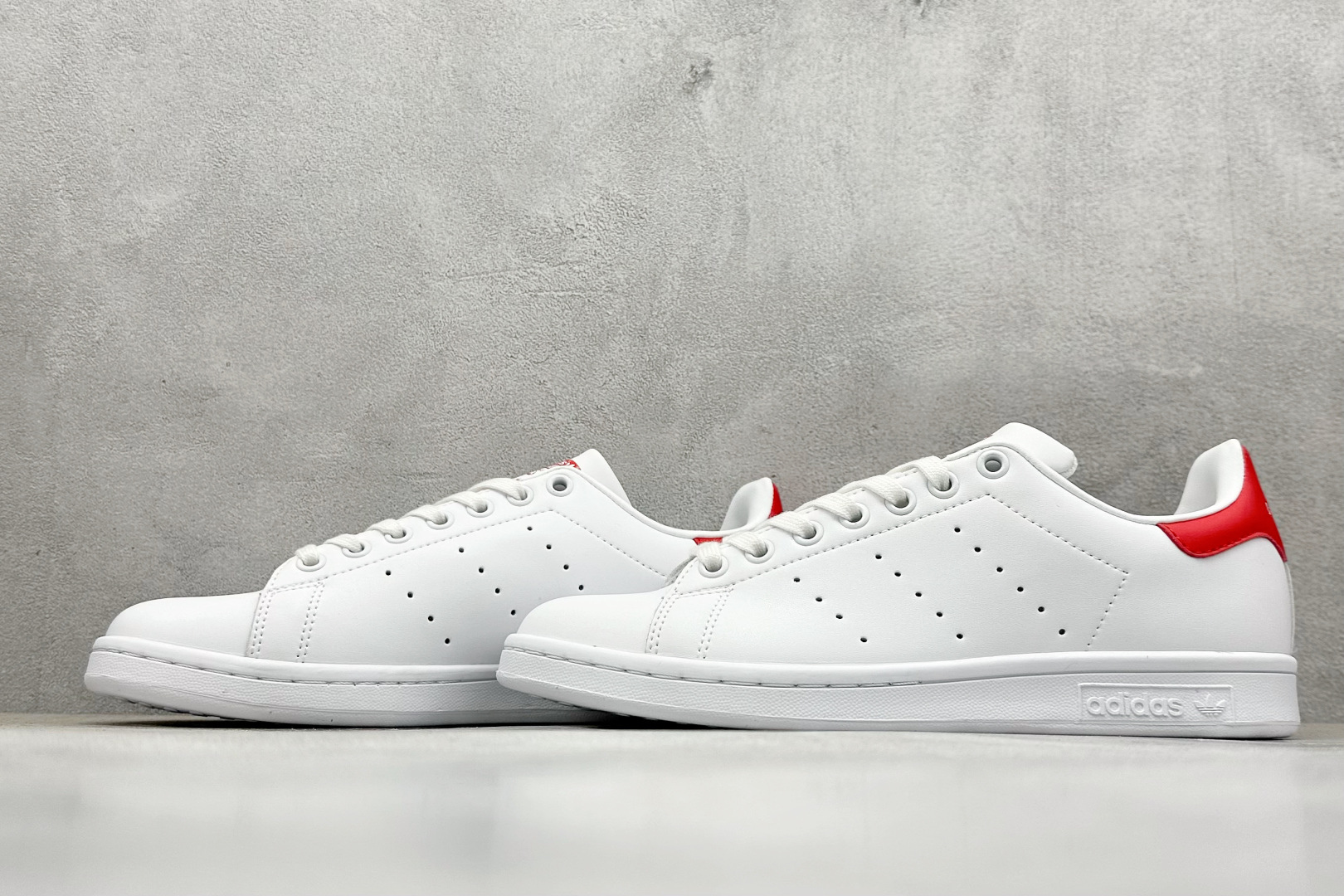 AdidStan Smith 史密斯 阿迪达斯专柜 经典百搭板鞋 头层皮  M20326