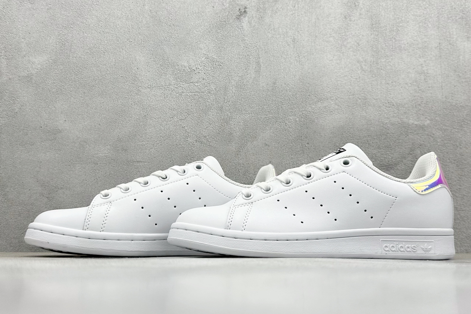 AdidStan Smith 史密斯 阿迪达斯专柜 经典百搭板鞋 头层皮 AQ6272