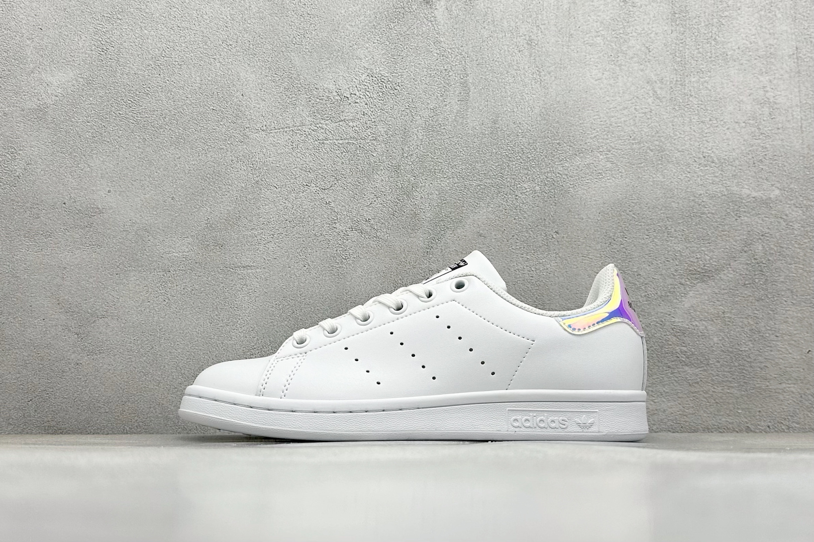 AdidStan Smith 史密斯 阿迪达斯专柜 经典百搭板鞋 头层皮 AQ6272
