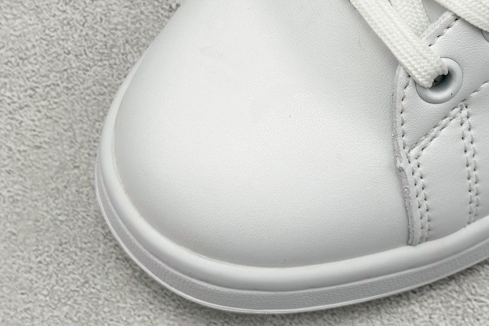 AdidStan Smith 史密斯 阿迪达斯专柜 经典百搭板鞋 头层皮 AQ6272