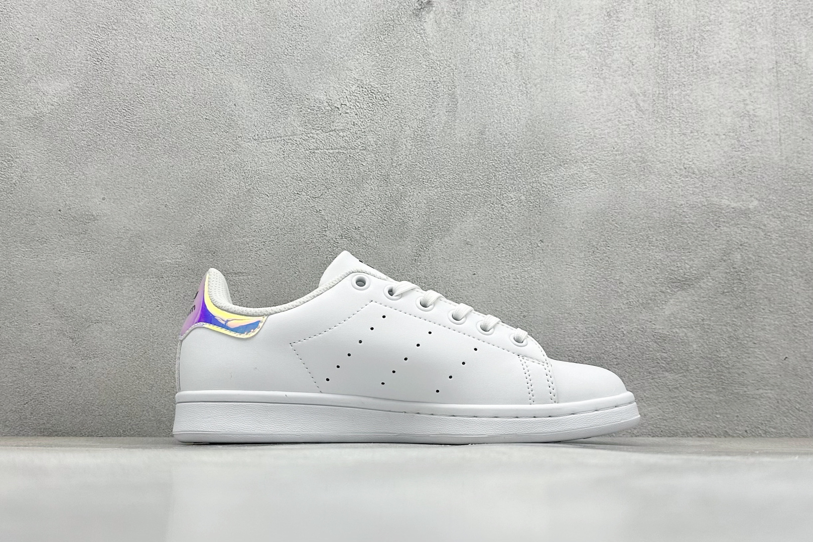 AdidStan Smith 史密斯 阿迪达斯专柜 经典百搭板鞋 头层皮 AQ6272