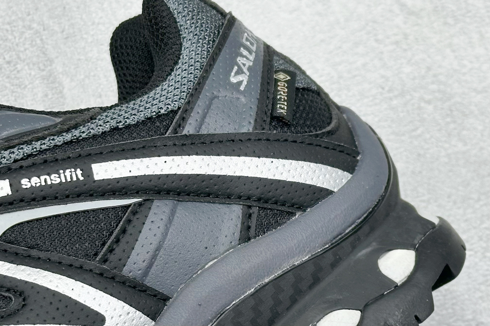 图片[9]-福利特价  Salomon XT-Quest 萨洛蒙复古机能潮流休闲跑鞋 鞋面覆盖TPU支撑 轻量透气欧索莱环保去臭环型组合鞋垫 三层双层组合橡胶ACS科技全地形锯齿防滑大底 UP团队监工打造 原鞋原数据纸板打造 细节提升 平台/外贸/高端零售专供品质 货号：474294 尺码：36 36.5 37 38 38.5 39 40 40.5 41 42 42.5 43 44 45-选品中心