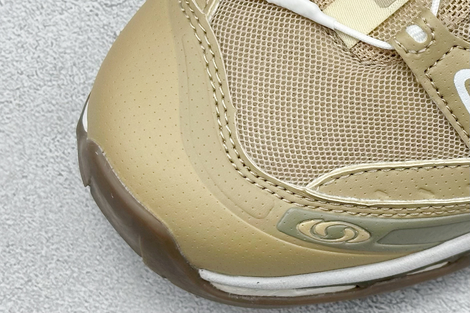 图片[7]-福利特价  Salomon XT-Quest 萨洛蒙复古机能潮流休闲跑鞋 鞋面覆盖TPU支撑 轻量透气欧索莱环保去臭环型组合鞋垫 三层双层组合橡胶ACS科技全地形锯齿防滑大底 UP团队监工打造 原鞋原数据纸板打造 细节提升 平台/外贸/高端零售专供品质 货号：410588 尺码：36 36.5 37 38 38.5 39 40 40.5 41 42 42.5 43 44 45-选品中心