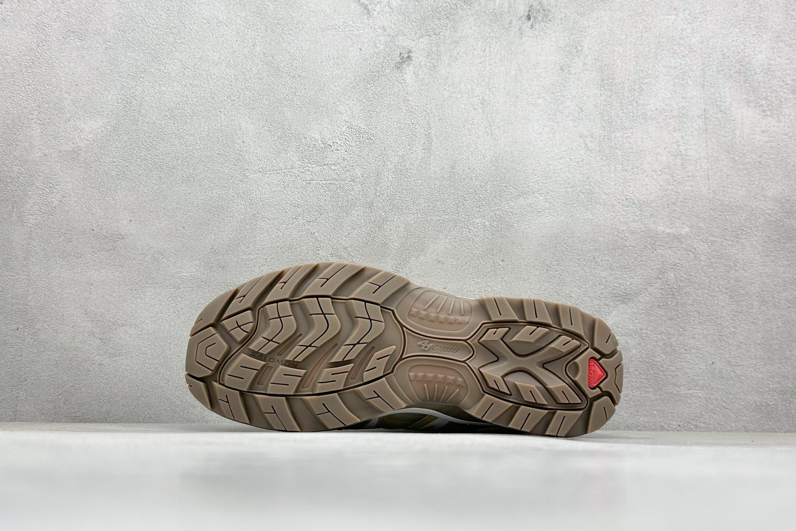 图片[4]-福利特价  Salomon XT-Quest 萨洛蒙复古机能潮流休闲跑鞋 鞋面覆盖TPU支撑 轻量透气欧索莱环保去臭环型组合鞋垫 三层双层组合橡胶ACS科技全地形锯齿防滑大底 UP团队监工打造 原鞋原数据纸板打造 细节提升 平台/外贸/高端零售专供品质 货号：410588 尺码：36 36.5 37 38 38.5 39 40 40.5 41 42 42.5 43 44 45-选品中心