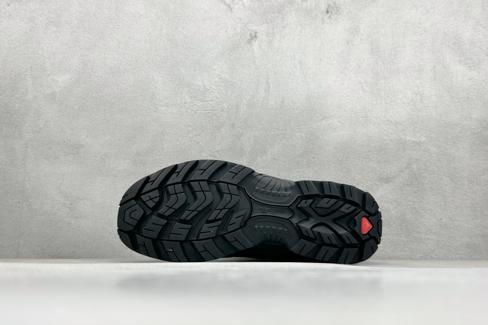 图片[4]-福利特价  Salomon XT-Quest 萨洛蒙复古机能潮流休闲跑鞋 鞋面覆盖TPU支撑 轻量透气欧索莱环保去臭环型组合鞋垫 三层双层组合橡胶ACS科技全地形锯齿防滑大底 UP团队监工打造 原鞋原数据纸板打造 细节提升 平台/外贸/高端零售专供品质 货号：410139 尺码：36 36.5 37 38 38.5 39 40 40.5 41 42 42.5 43 44 45-选品中心