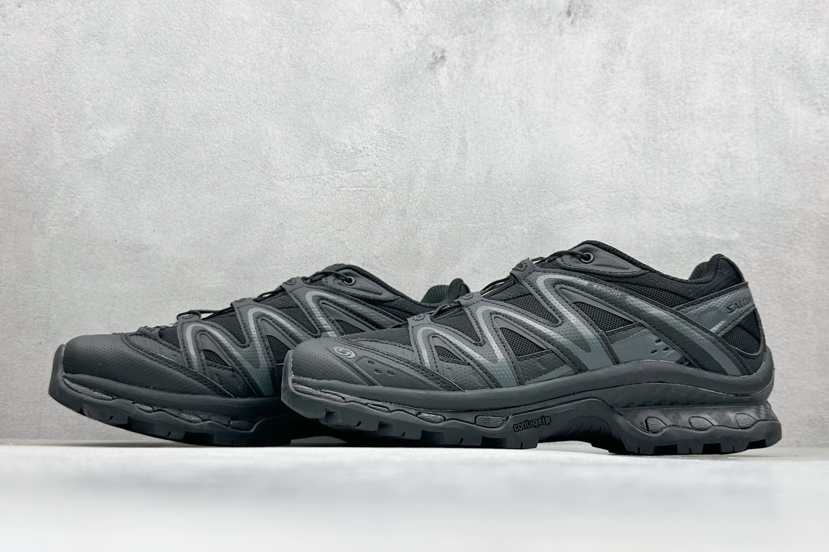 图片[5]-福利特价  Salomon XT-Quest 萨洛蒙复古机能潮流休闲跑鞋 鞋面覆盖TPU支撑 轻量透气欧索莱环保去臭环型组合鞋垫 三层双层组合橡胶ACS科技全地形锯齿防滑大底 UP团队监工打造 原鞋原数据纸板打造 细节提升 平台/外贸/高端零售专供品质 货号：410139 尺码：36 36.5 37 38 38.5 39 40 40.5 41 42 42.5 43 44 45-选品中心