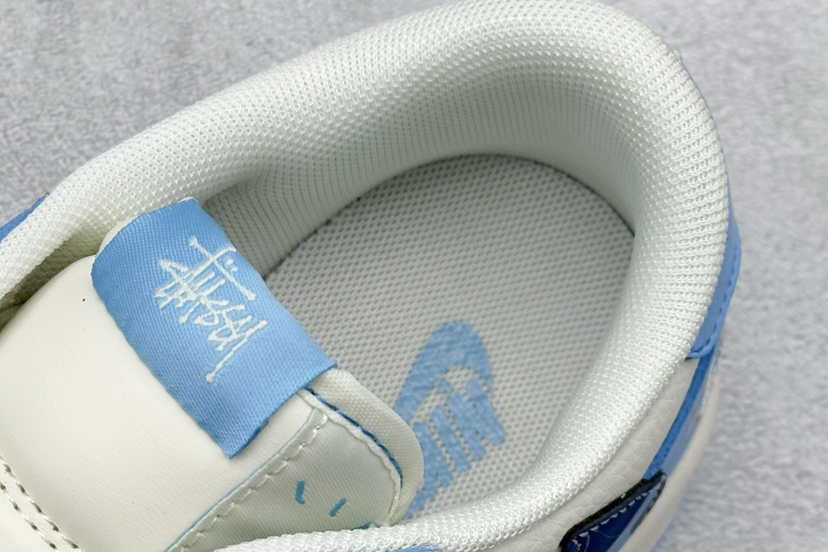 Travis Scott x Fragment Design x Jordan Air Jordan 1 Low OG SP “Stussy斯图西联名——米白蓝”  HS8068-038