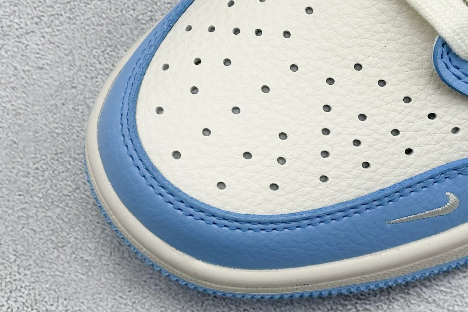 Travis Scott x Fragment Design x Jordan Air Jordan 1 Low OG SP “Stussy斯图西联名——米白蓝”  HS8068-038
