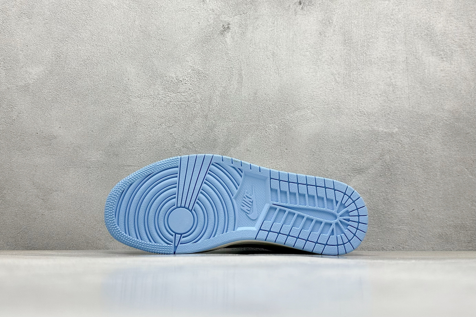 Travis Scott x Fragment Design x Jordan Air Jordan 1 Low OG SP “Stussy斯图西联名——米白蓝”  HS8068-038