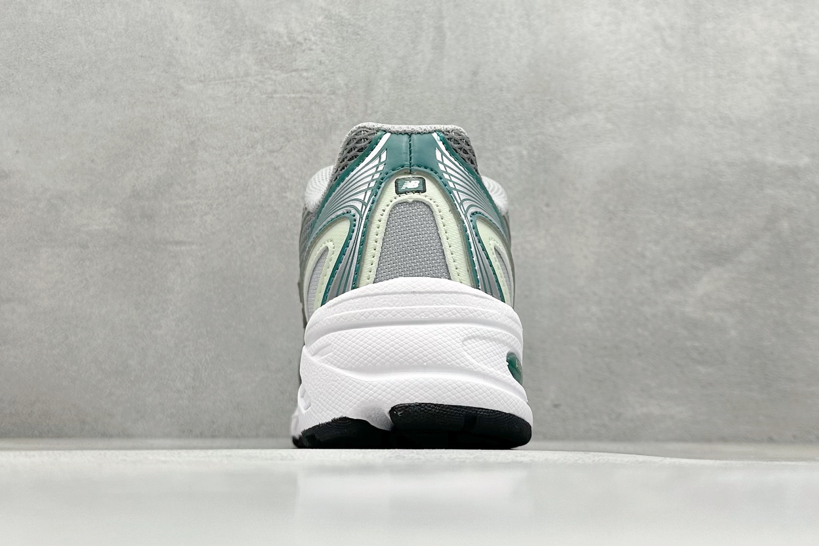 图片[6]-GW版 New Balance 740系列复古老爹风休闲运动慢跑鞋  #原盒 原吊牌 组合大底 1：1制作  货号：U740NC2 尺码：36-45-选品中心