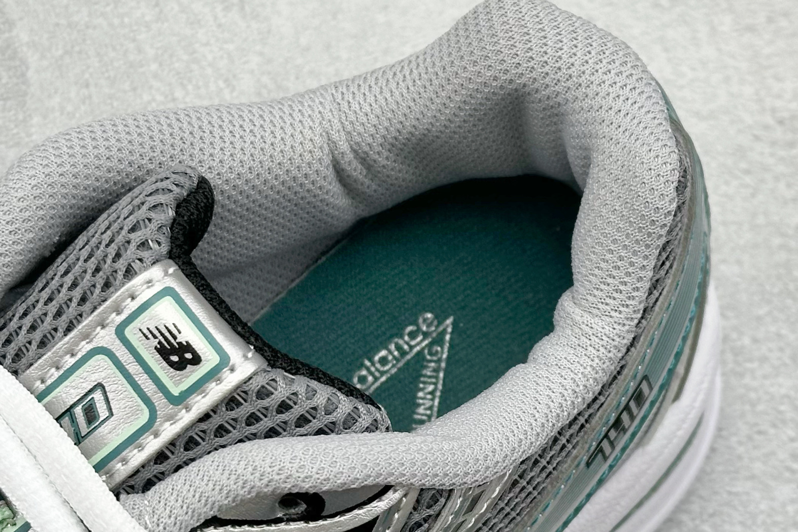 图片[8]-GW版 New Balance 740系列复古老爹风休闲运动慢跑鞋  #原盒 原吊牌 组合大底 1：1制作  货号：U740NC2 尺码：36-45-选品中心