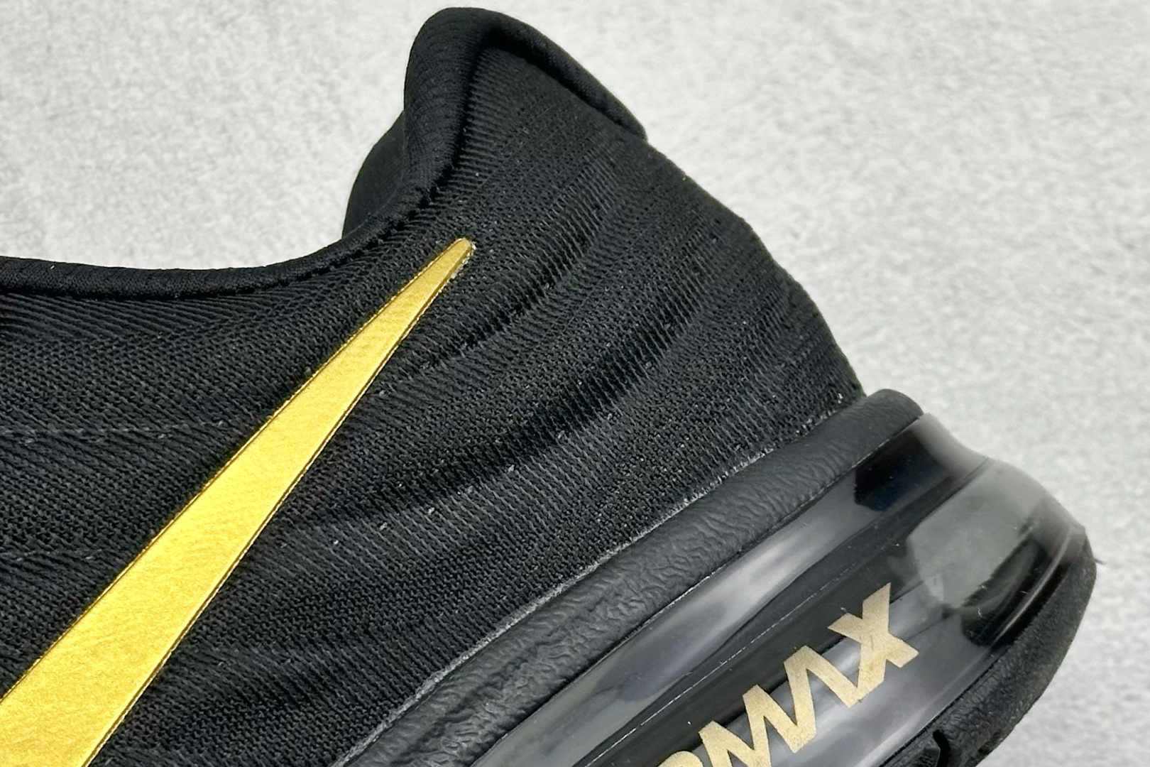 图片[9]-福利特价  Nike Air Max 2017 全掌气垫鞋 大厂高规格跟单货 经典再现 三层编织鞋面搭载原厂气垫 配备超厚护脚透气防臭鞋垫 自信于专柜比较 最值得信任的保真品 征服各种顾虑与比较 专享高级舒适脚感 货号：849560-007 尺码：36 36.5 37.5 38 38.5 39 40 40.5 41 42 42.5 43 44 44.5 45-选品中心