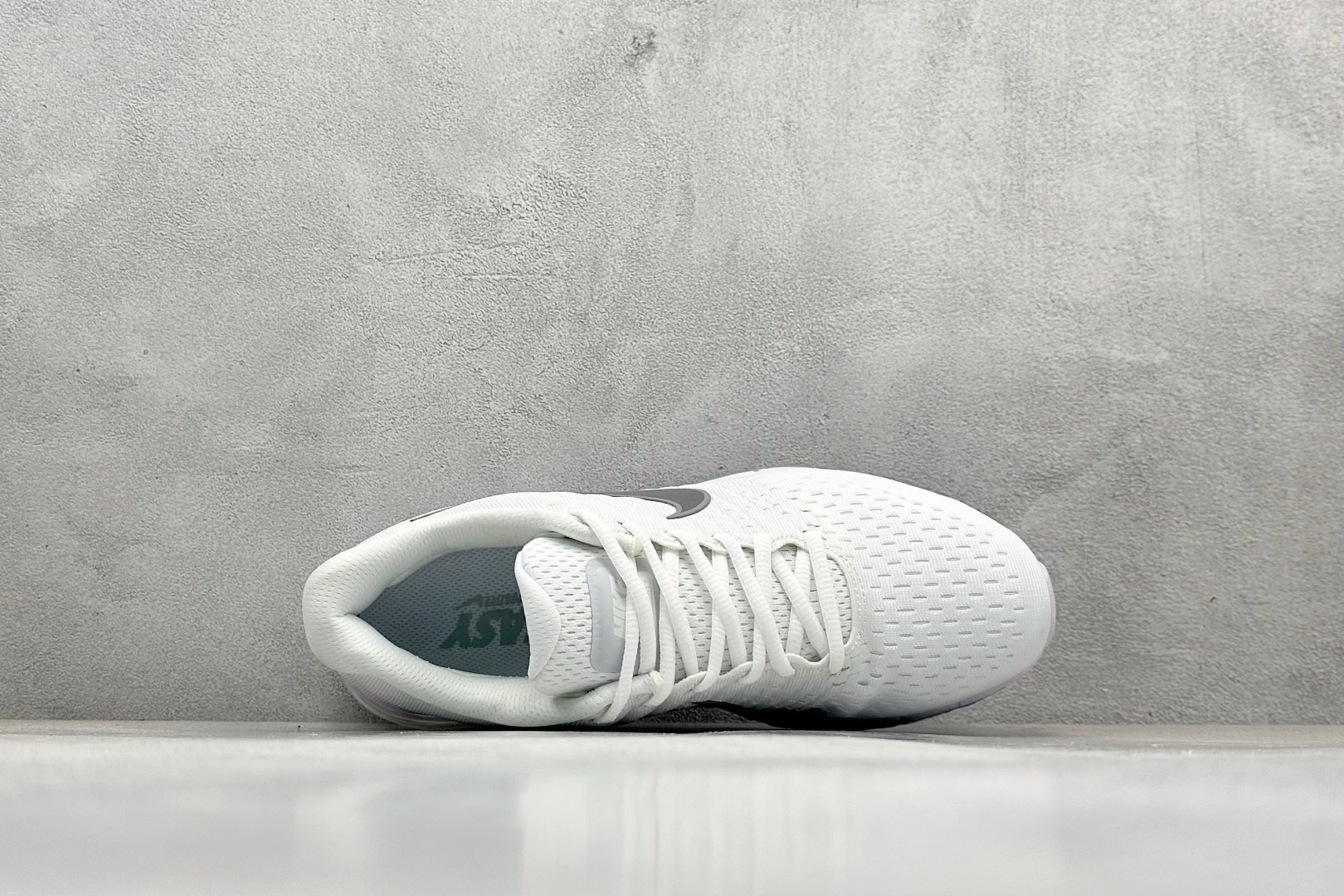 图片[3]-福利特价  Nike Air Max 2017 全掌气垫鞋 大厂高规格跟单货 经典再现 三层编织鞋面搭载原厂气垫 配备超厚护脚透气防臭鞋垫 自信于专柜比较 最值得信任的保真品 征服各种顾虑与比较 专享高级舒适脚感 货号：849560-009 尺码：36 36.5 37.5 38 38.5 39 40 40.5 41 42 42.5 43 44 44.5 45-选品中心