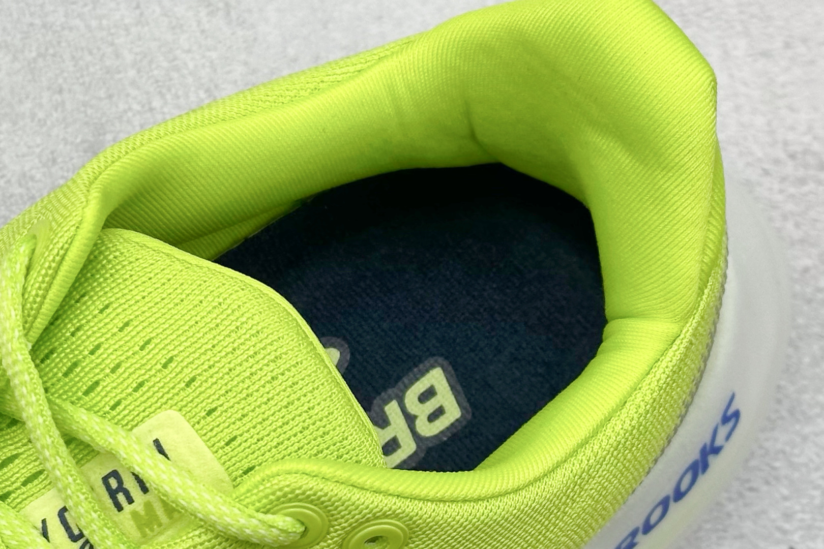 Z版 Brooks Glycerin Max 布鲁克斯 超级甘油缓震马拉松慢跑鞋 110447 1D 303