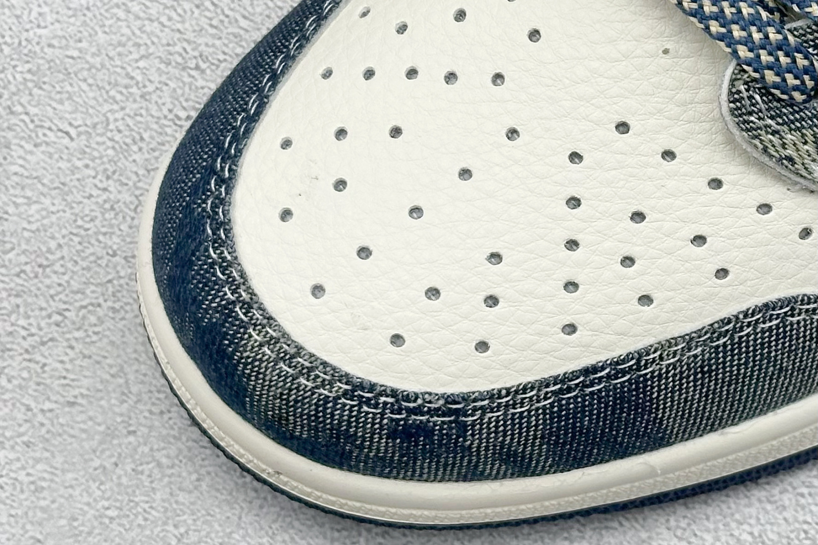 SC版Travis Scott x Fragment Design x Air Jordan 1 Low OG SP AJ1 乔1 LV联名 沁蓝牛仔 低帮文化休闲板鞋 XQ1979-002