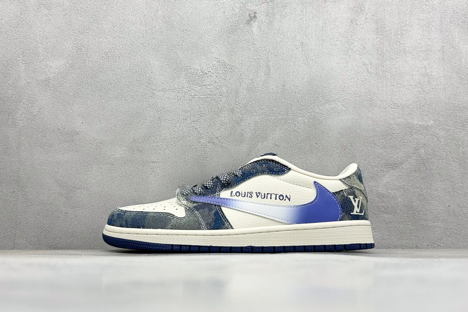 SC版Travis Scott x Fragment Design x Air Jordan 1 Low OG SP AJ1 乔1 LV联名 沁蓝牛仔 低帮文化休闲板鞋 XQ1979-002