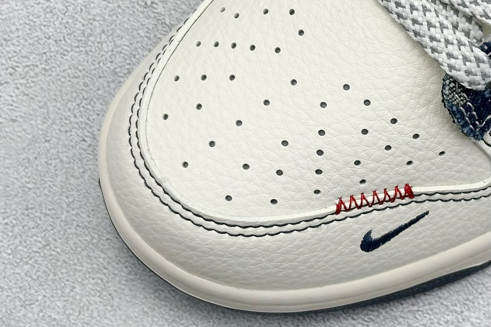 XC版Nike SB Dunk Low LV联名 蓝白勾 周年高端定制 低帮休闲板鞋  YX5066-375