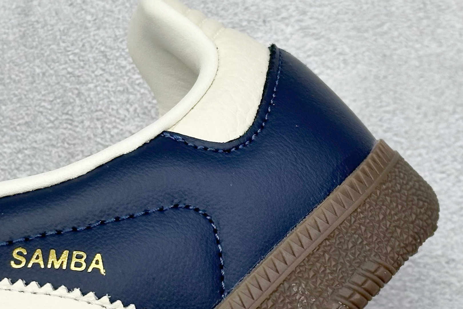 adidoriginals Samba OG ”Night Indigo” 白蓝  IG1968