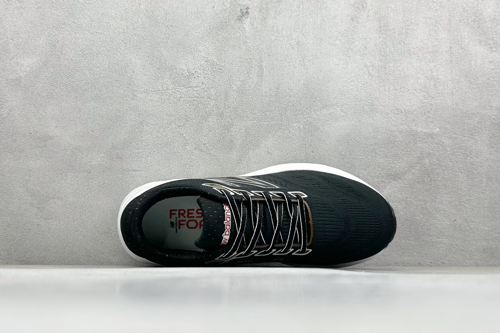 新百伦New Balance W880系列舒适缓震跑步鞋 复古老爹风休闲运动慢跑鞋 M880X15
