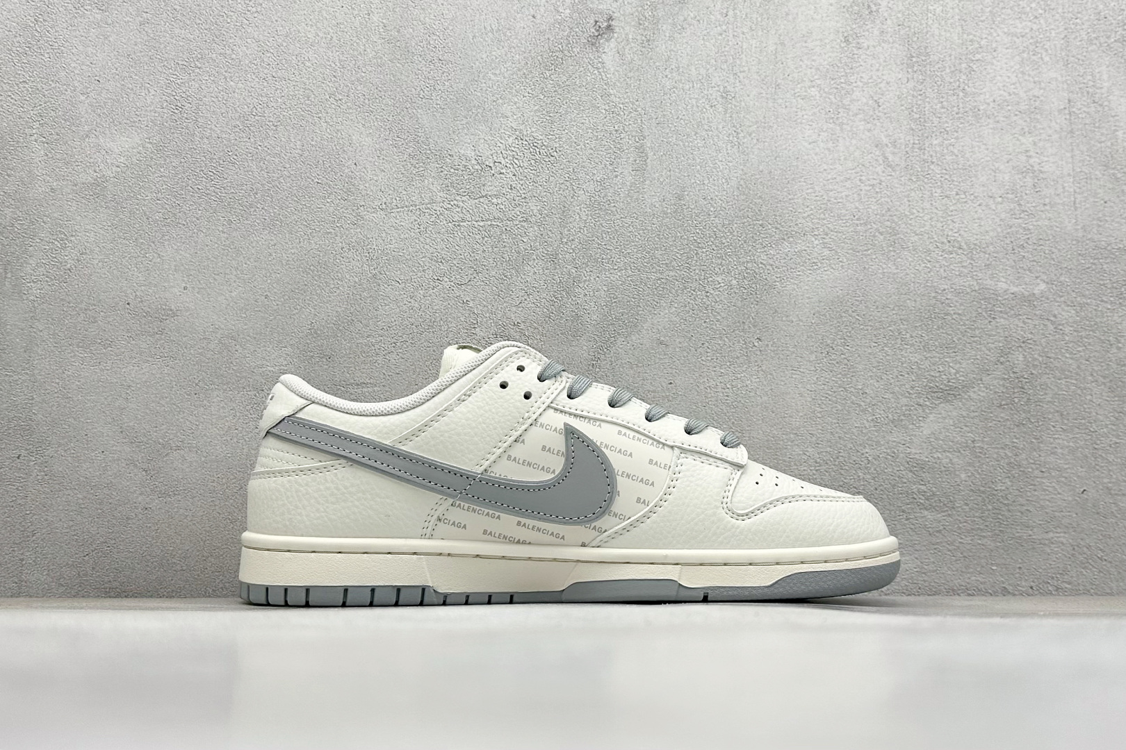 Nike SB Dunk Low x Balenciaga 白灰小钩  FX1588-312