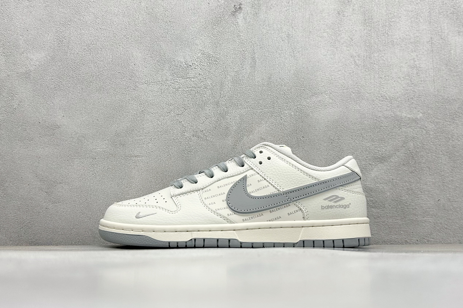 Nike SB Dunk Low x Balenciaga 白灰小钩  FX1588-312