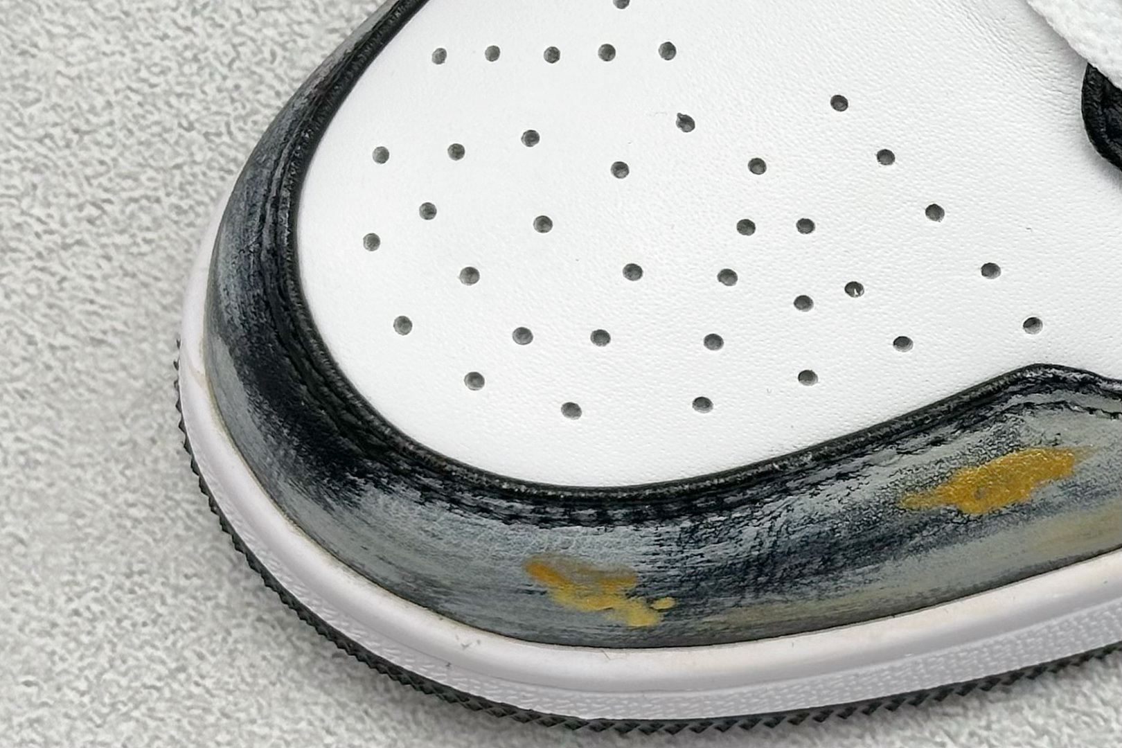 图片[7]-Air Jordan 1 Retro Low 摸金校尉 特殊礼袋 新中式 手绘 晕染 泼墨 官方同步新色 原装级产物 拒绝公底 立体鞋型 细节完美 高清洁度 购置公司同步原材料 原汁原味 忠于原版 货号：553558 165 尺码：36 36.5 37.5 38 38.5 39 40 40.5 41 42 42.5 43 44 44.5 45-选品中心