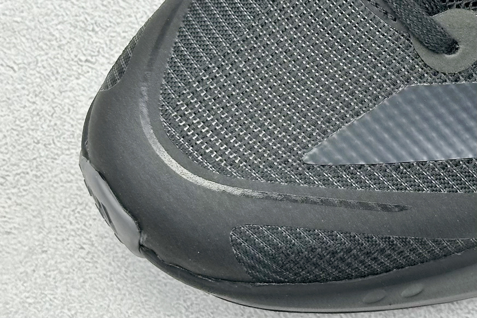 AdidAdizero Boston 13 轻盈跑鞋 超轻发泡底 缓震透气跑步鞋  JS4941