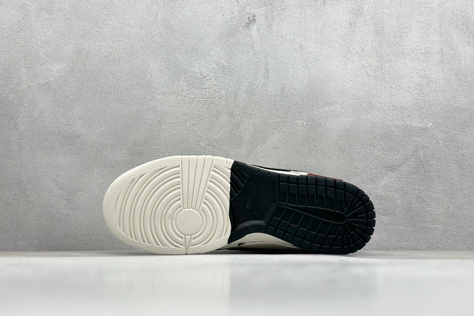 图片[4]-福利特价  Nk SB Dunk Low SUP联名 周年高端定制 低帮休闲板鞋  #定制鞋盒 大厂纯原品质出货 超高清洁度 皮料切割干净无任何毛边 细节完美 货号：MM1089-019  尺码：36 36.5 37.5 38 38.5 39 40 40.5 41 42 42.5 43 44 44.5 45-选品中心