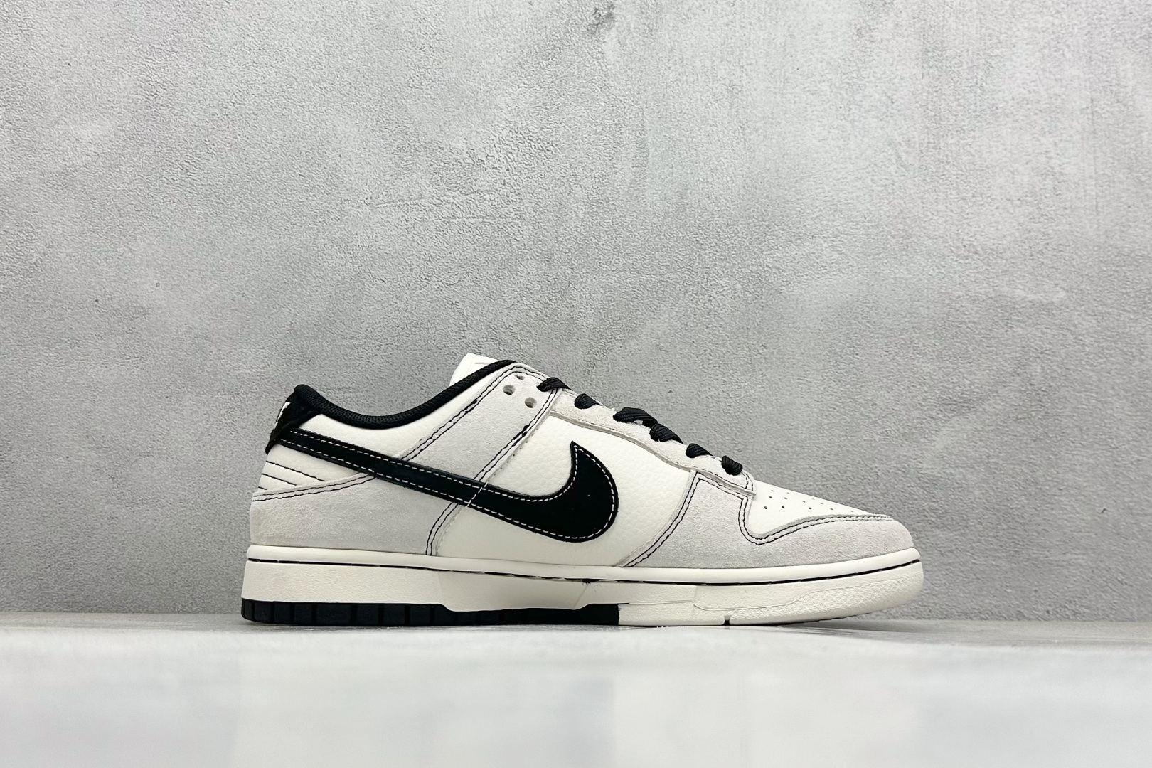图片[2]-福利特价  Nk SB Dunk Low SUP联名 周年高端定制 低帮休闲板鞋  #定制鞋盒 大厂纯原品质出货 超高清洁度 皮料切割干净无任何毛边 细节完美 货号：MM1089-019  尺码：36 36.5 37.5 38 38.5 39 40 40.5 41 42 42.5 43 44 44.5 45-选品中心