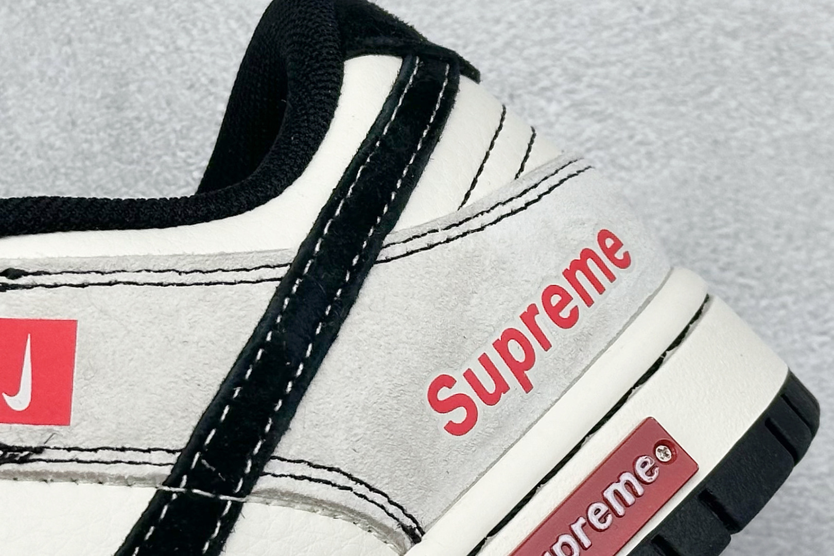 图片[9]-福利特价  Nk SB Dunk Low SUP联名 周年高端定制 低帮休闲板鞋  #定制鞋盒 大厂纯原品质出货 超高清洁度 皮料切割干净无任何毛边 细节完美 货号：MM1089-019  尺码：36 36.5 37.5 38 38.5 39 40 40.5 41 42 42.5 43 44 44.5 45-选品中心