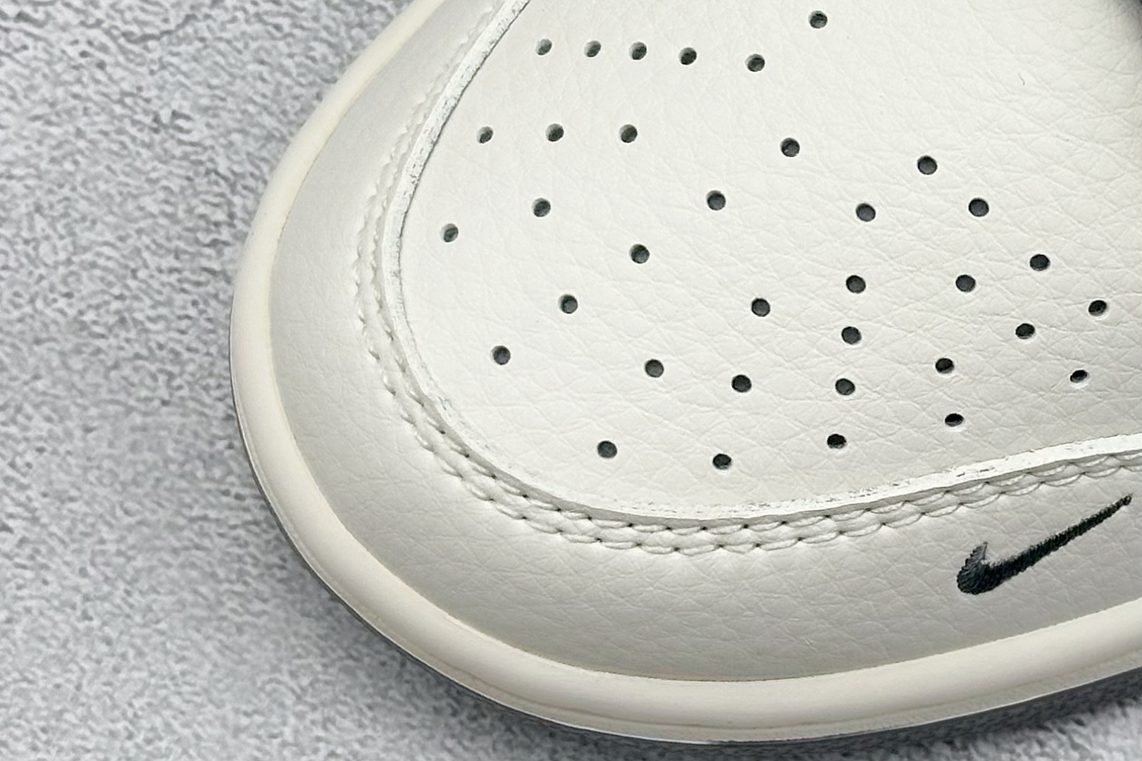 图片[7]-福利特价  Nk SB Dunk Low 卡哈特联名 周年高端定制 低帮休闲板鞋  #定制鞋盒 大厂纯原品质出货 超高清洁度 皮料切割干净无任何毛边 细节完美 货号：SJ1089-006  尺码：36 36.5 37.5 38 38.5 39 40 40.5 41 42 42.5 43 44 44.5 45-选品中心