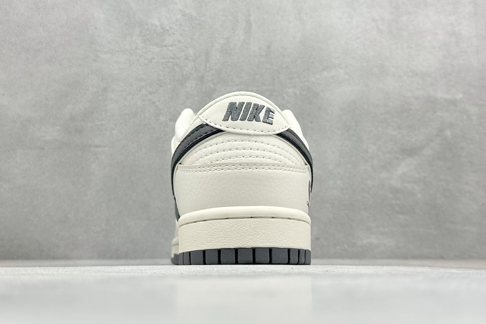 图片[6]-福利特价  Nk SB Dunk Low 卡哈特联名 周年高端定制 低帮休闲板鞋  #定制鞋盒 大厂纯原品质出货 超高清洁度 皮料切割干净无任何毛边 细节完美 货号：SJ1089-006  尺码：36 36.5 37.5 38 38.5 39 40 40.5 41 42 42.5 43 44 44.5 45-选品中心