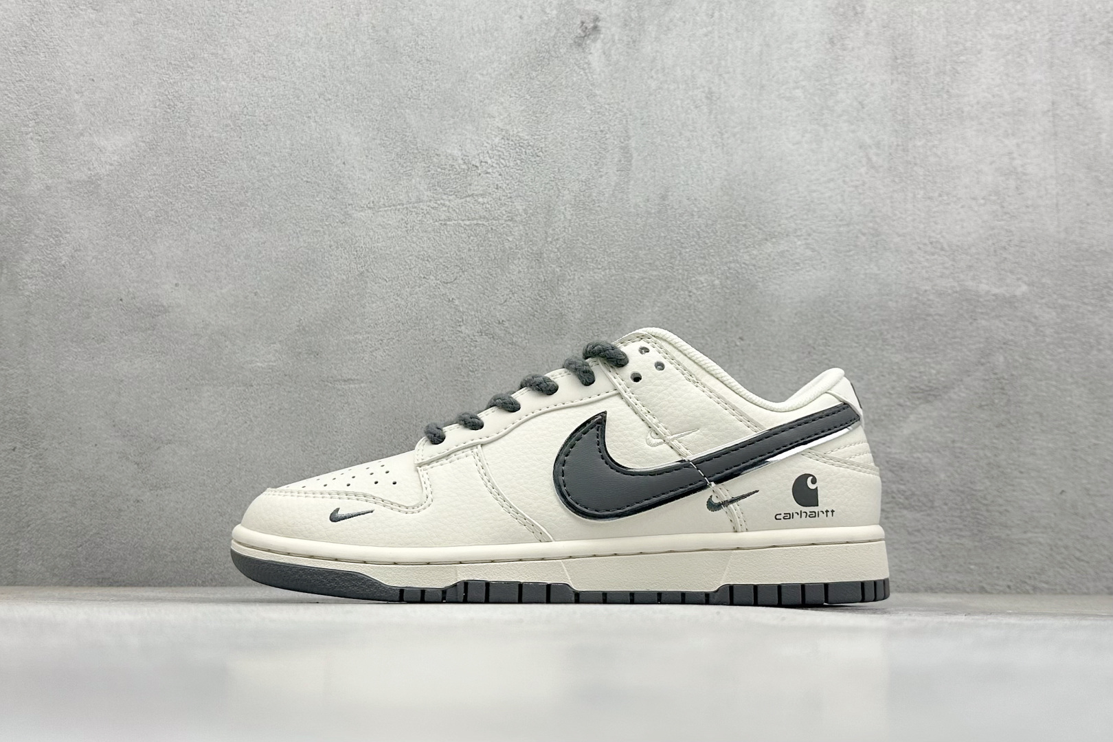 福利特价  Nk SB Dunk Low 卡哈特联名 周年高端定制 低帮休闲板鞋  #定制鞋盒 大厂纯原品质出货 超高清洁度 皮料切割干净无任何毛边 细节完美 货号：SJ1089-006  尺码：36 36.5 37.5 38 38.5 39 40 40.5 41 42 42.5 43 44 44.5 45-选品中心
