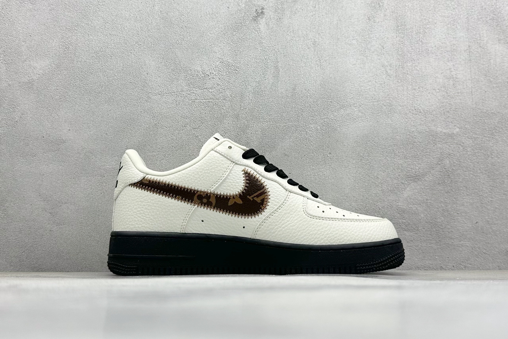 SC版Nike Air Force 1'07 Low LV联名 素白雅棕 空军一号定制休闲板鞋 SC0601-559
