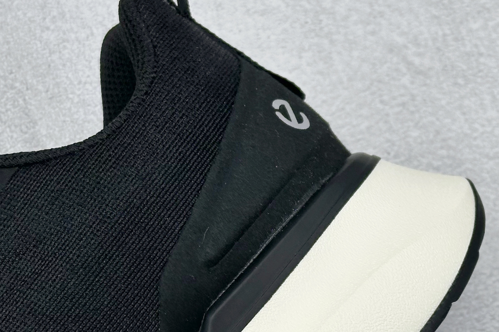 图片[9]-ECCO爱步老爹鞋男士夏季新款 全头层百搭潮流户外运动鞋 健步BIOM系列新款 全新的轻量发泡底材与直接注塑橡胶大底相结合 柔软舒适 轻量回弹脚感更轻盈 鞋面采用GORE-TEX飞织网面与牛皮相结合 给你贴心透气呵护 自然律动科技 符合人体工学鞋楦 贴近足部天然形态 橡胶大底 抓地力强 具有良好的耐磨性 轻盈自如 适跑畅练 货号： 875825 尺码：39-44-选品中心