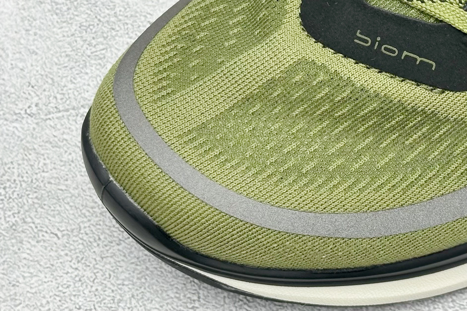 图片[7]-ECCO爱步老爹鞋男士夏季新款 全头层百搭潮流户外运动鞋 健步BIOM系列新款 全新的轻量发泡底材与直接注塑橡胶大底相结合 柔软舒适 轻量回弹脚感更轻盈 鞋面采用GORE-TEX飞织网面与牛皮相结合 给你贴心透气呵护 自然律动科技 符合人体工学鞋楦 贴近足部天然形态 橡胶大底 抓地力强 具有良好的耐磨性 轻盈自如 适跑畅练 货号： 875825 尺码：39-44-选品中心