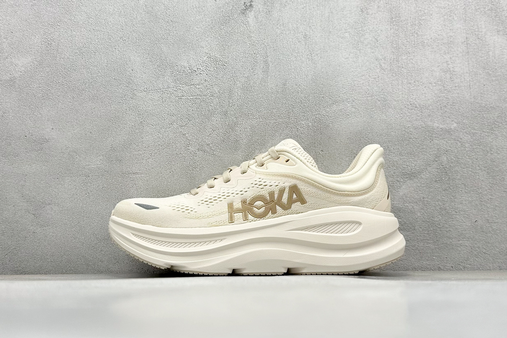 BF版HOKA ONE ONE Bondi 9 机能缓震跑鞋 1162014/VCH