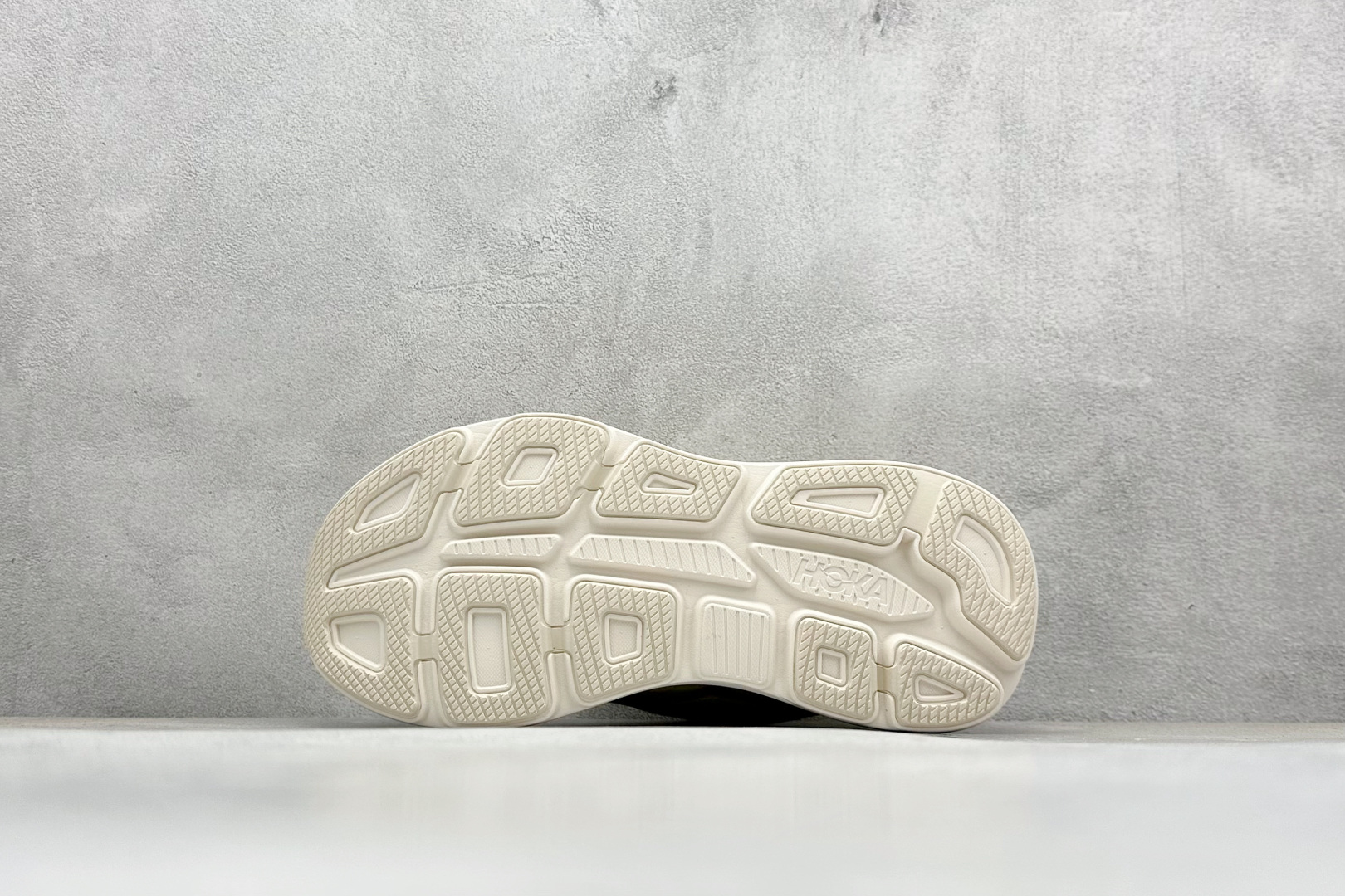 BF版HOKA ONE ONE Bondi 9 机能缓震跑鞋 1162014/VCH