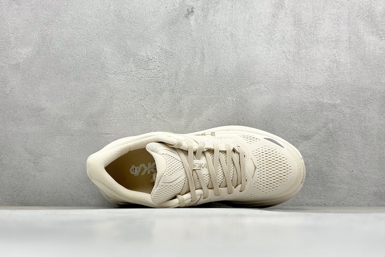 BF版HOKA ONE ONE Bondi 9 机能缓震跑鞋 1162014/VCH