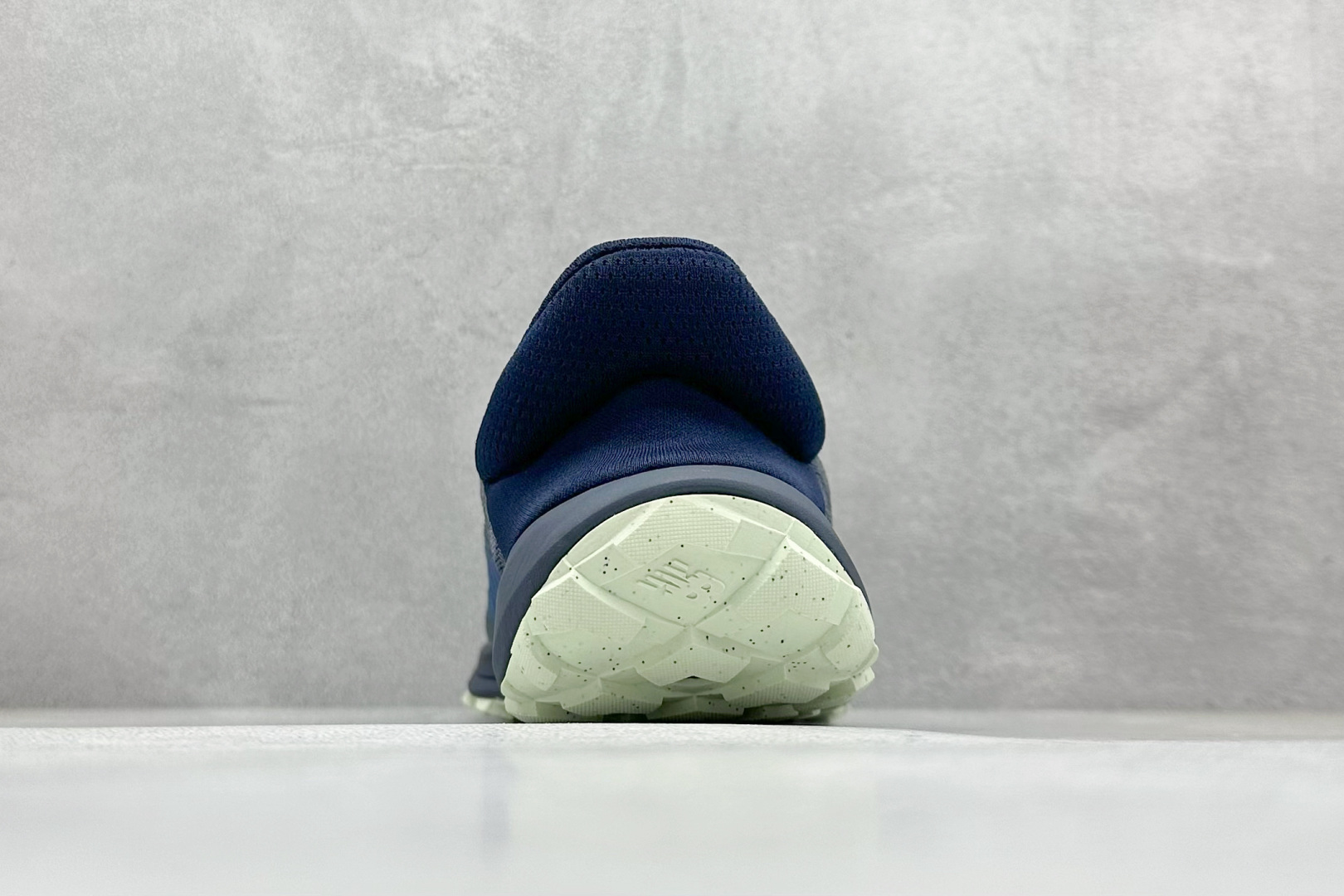 ISSEY MIYAKE/ x New Balance NB MT10O 舒适时尚 减震耐磨 低帮 生活休闲鞋 New Balance MT10O休闲鞋 MTM10CL1