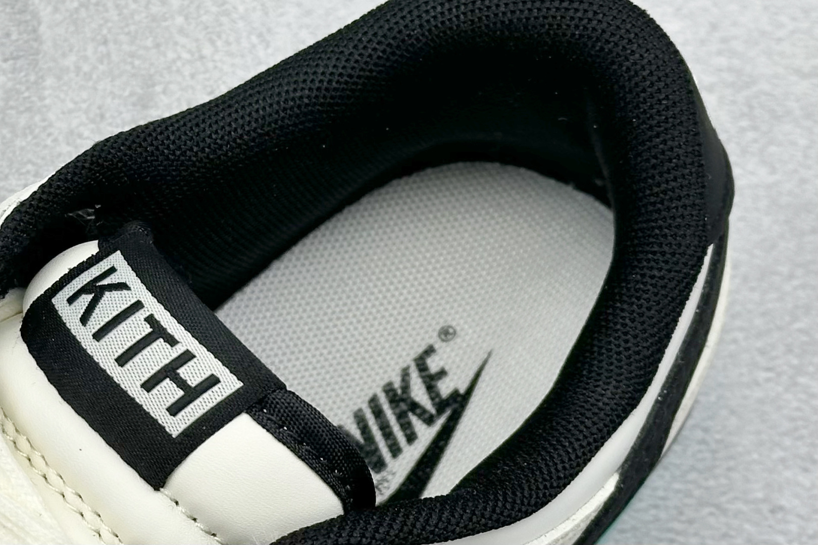 Nike SB Dunk Low Kith联名 双拼米黑三勾 高端定制 低帮休闲板鞋 QW5836-013