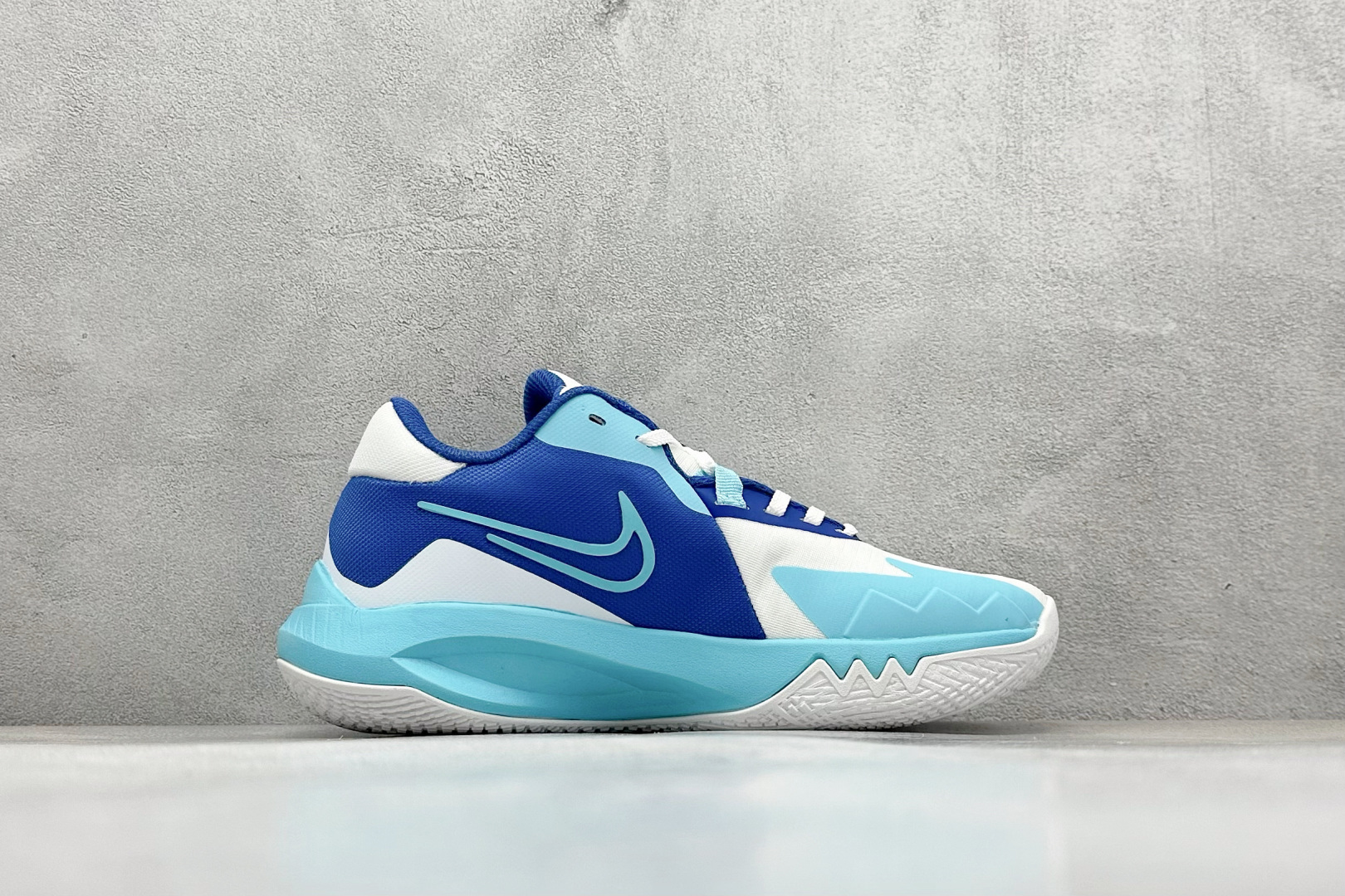 图片[2]-Nike Precision 6 轻盈构造 动态支撑 弹性回弹 低帮 篮球鞋 货号：DD9535-008 尺码：39-46-选品中心