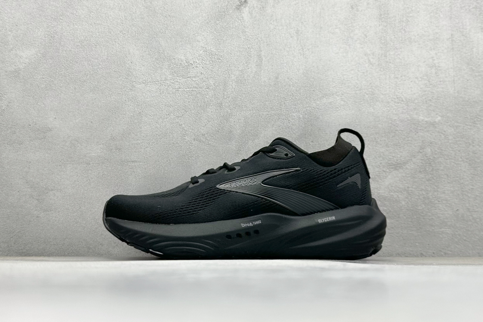 Z版Brooks 布鲁克斯 Glycerin 22 超弹轻盈跑步鞋 110445 2E 020