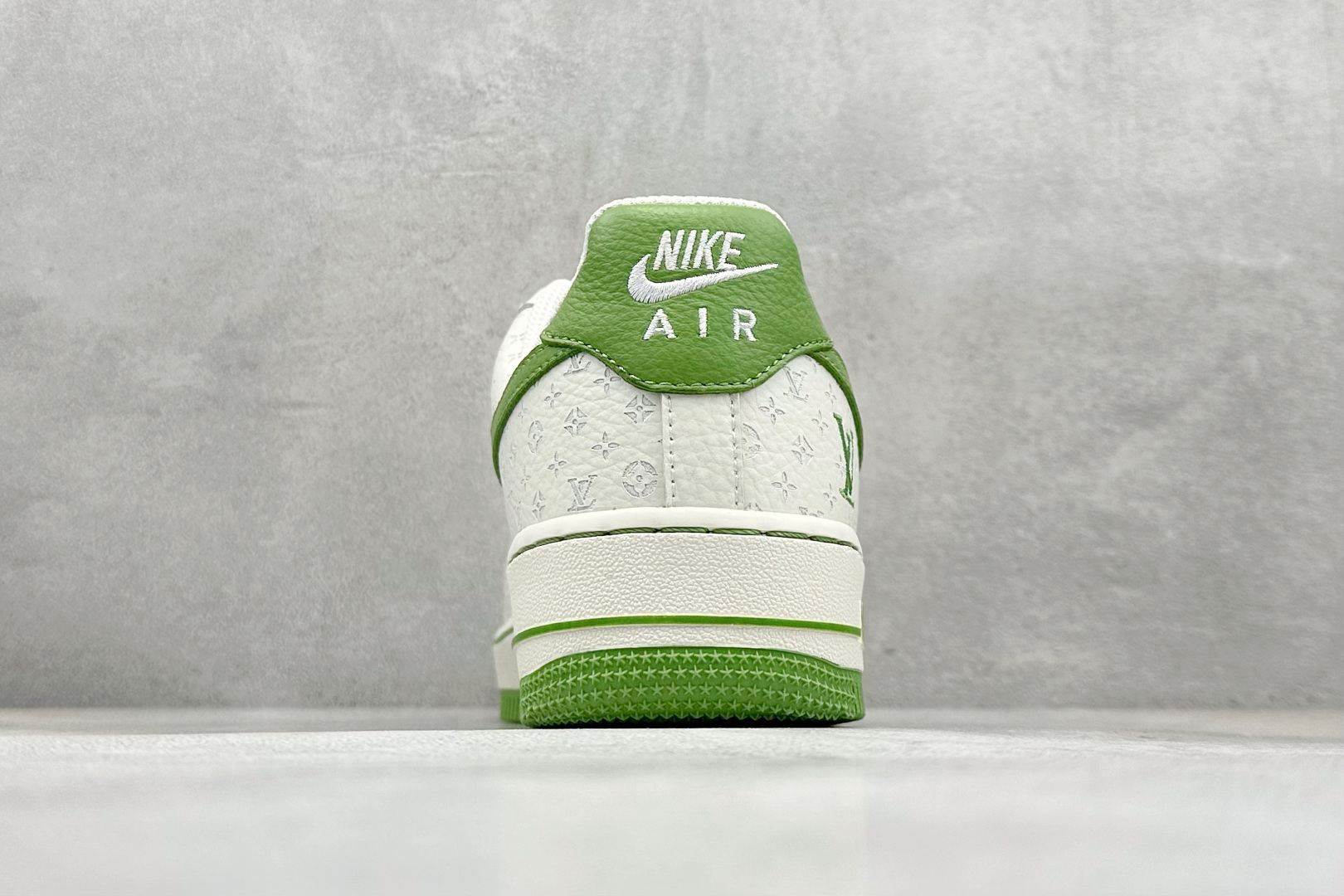 SC版Nike Air Force 1'07 Low LV联名 白绿 空军一号低帮休闲板鞋  LW9279-016