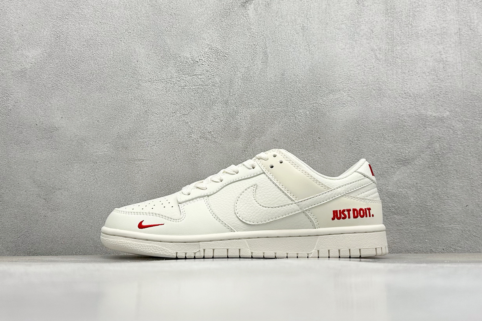 XC版Nike SB Dunk Low ”Just do it” 周年高端定制 低帮休闲板鞋  CS1688-113